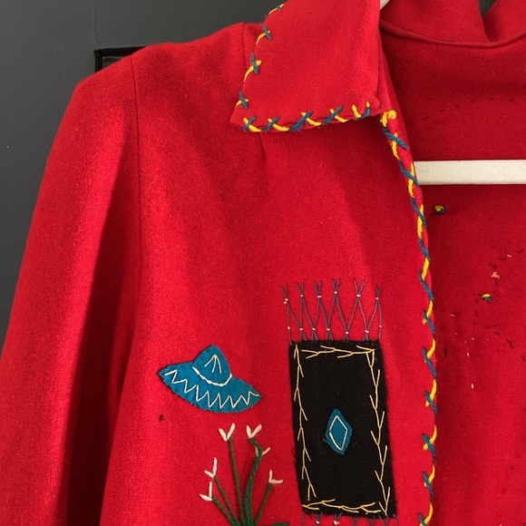 Women’s Red Hand Embroidered Mexico Jacket Sz M - Picture 3 of 5